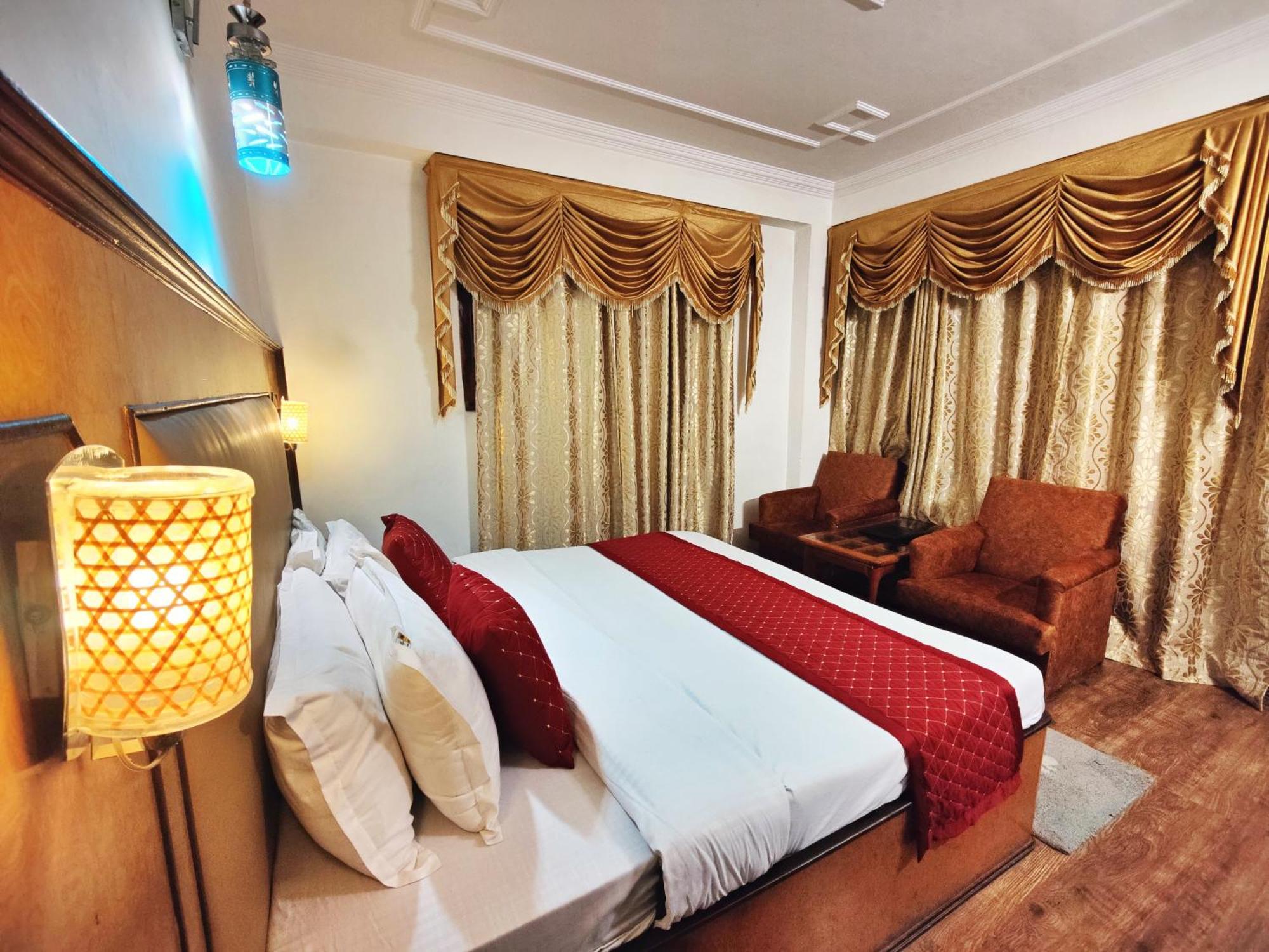 Surya International Hotel Manali Near Mall Road Zewnętrze zdjęcie