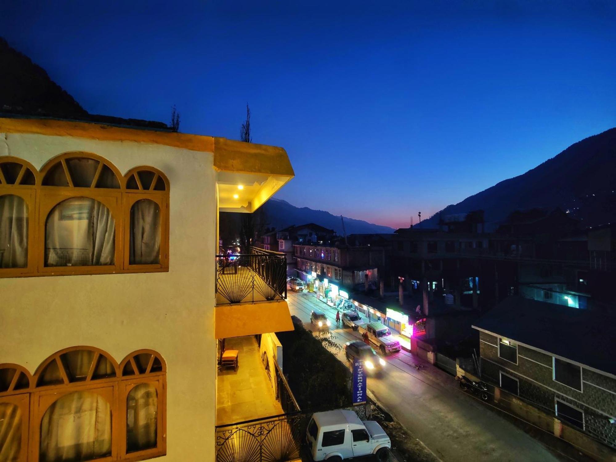 Surya International Hotel Manali Near Mall Road Zewnętrze zdjęcie