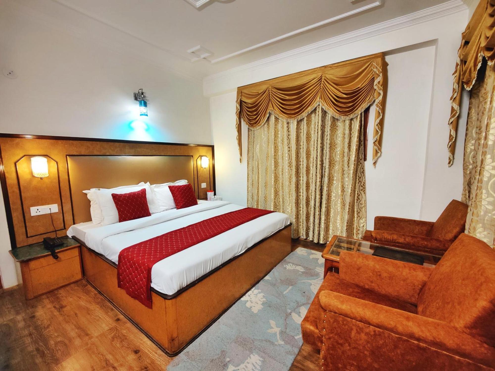 Surya International Hotel Manali Near Mall Road Zewnętrze zdjęcie