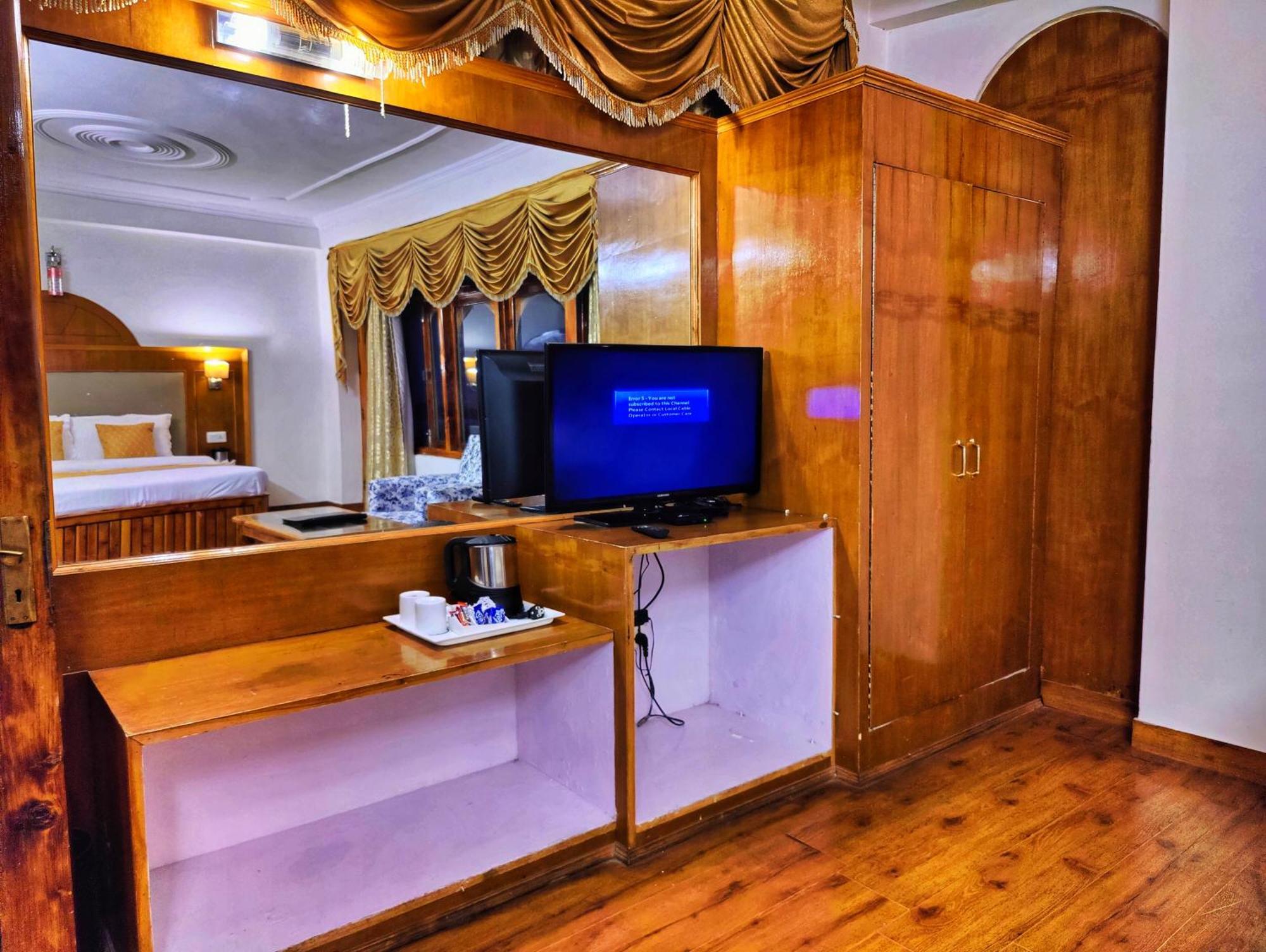 Surya International Hotel Manali Near Mall Road Zewnętrze zdjęcie
