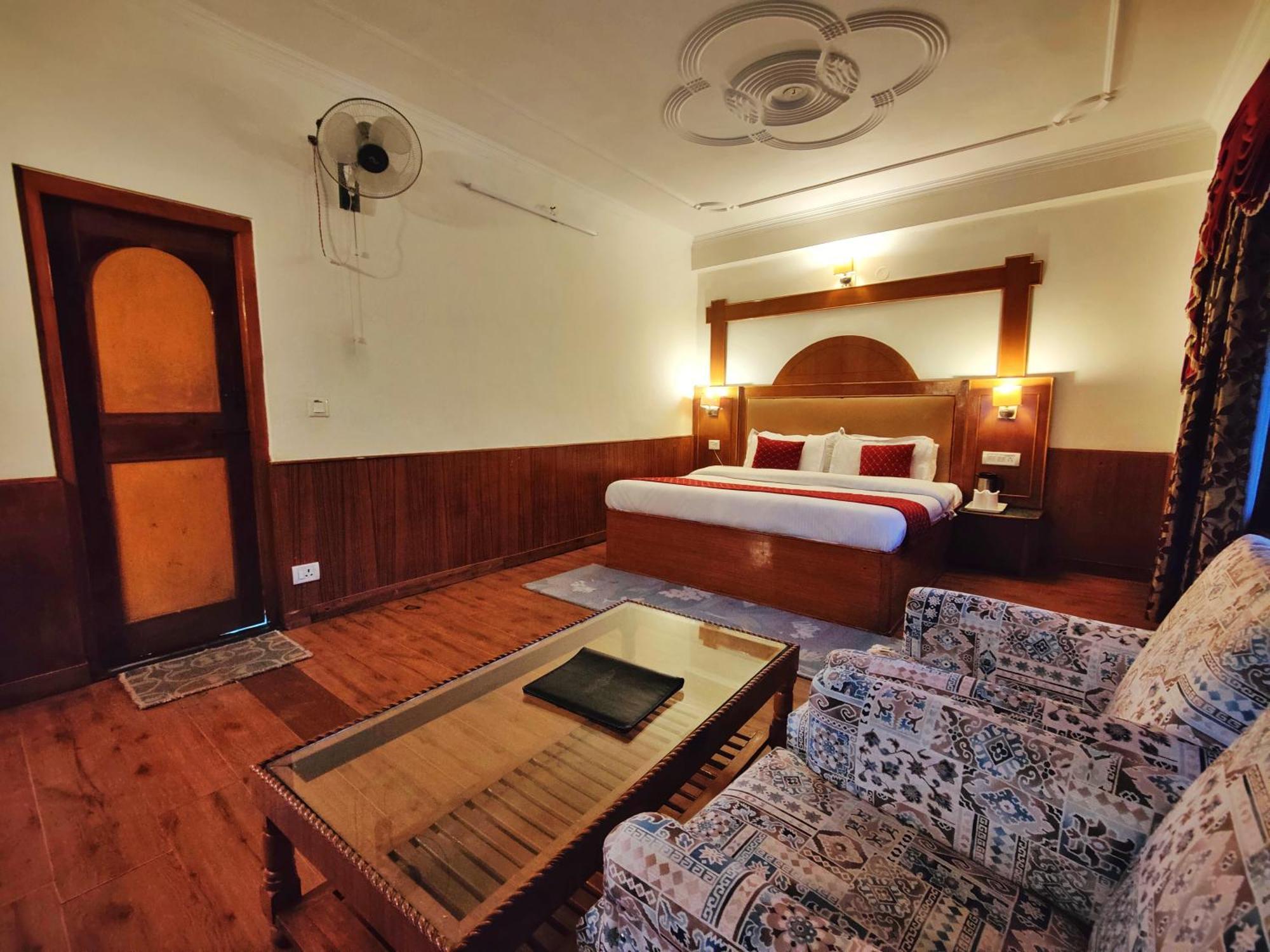 Surya International Hotel Manali Near Mall Road Zewnętrze zdjęcie