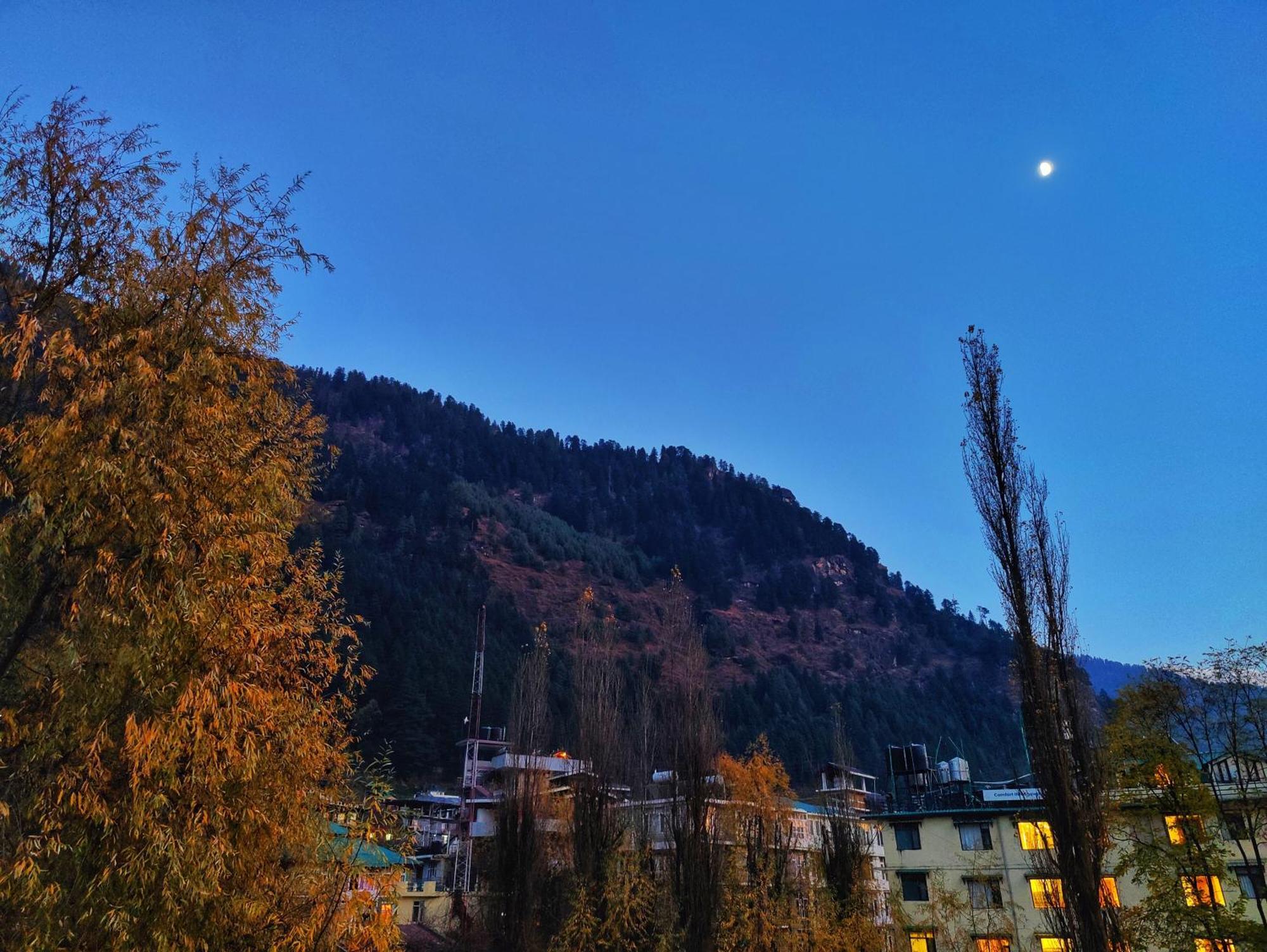 Surya International Hotel Manali Near Mall Road Zewnętrze zdjęcie
