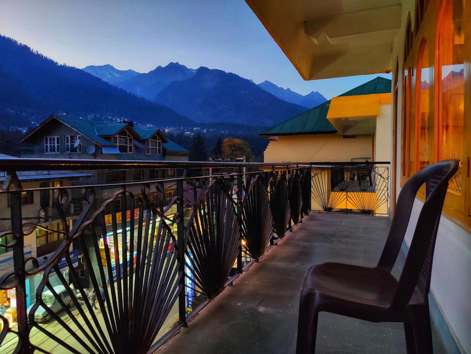 Surya International Hotel Manali Near Mall Road Zewnętrze zdjęcie