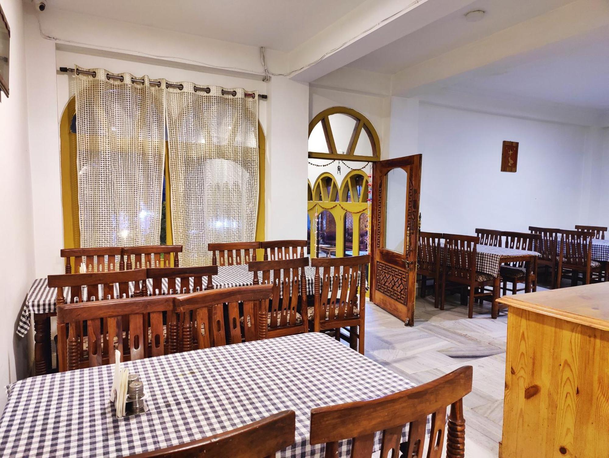 Surya International Hotel Manali Near Mall Road Zewnętrze zdjęcie