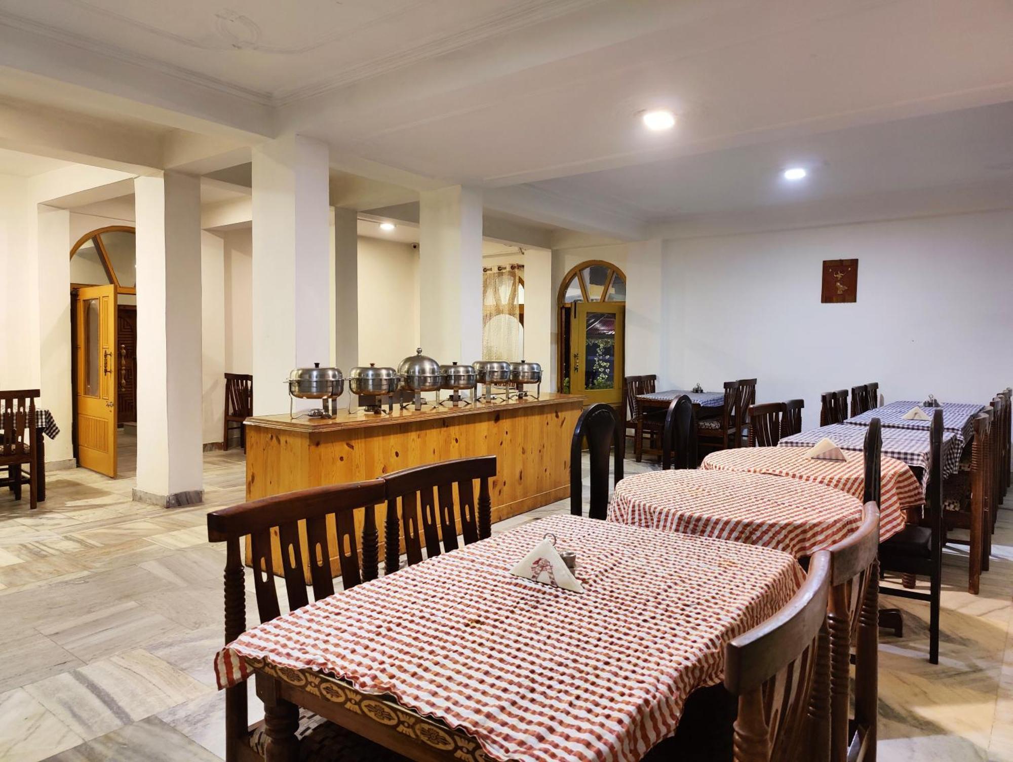 Surya International Hotel Manali Near Mall Road Zewnętrze zdjęcie