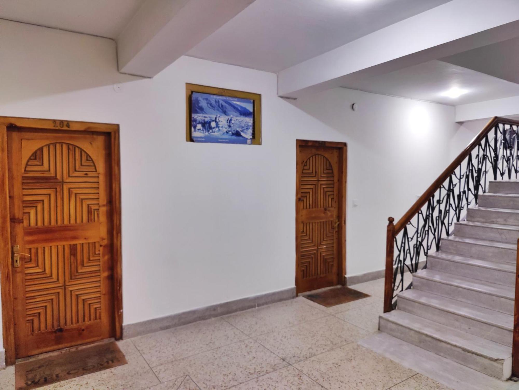 Surya International Hotel Manali Near Mall Road Zewnętrze zdjęcie