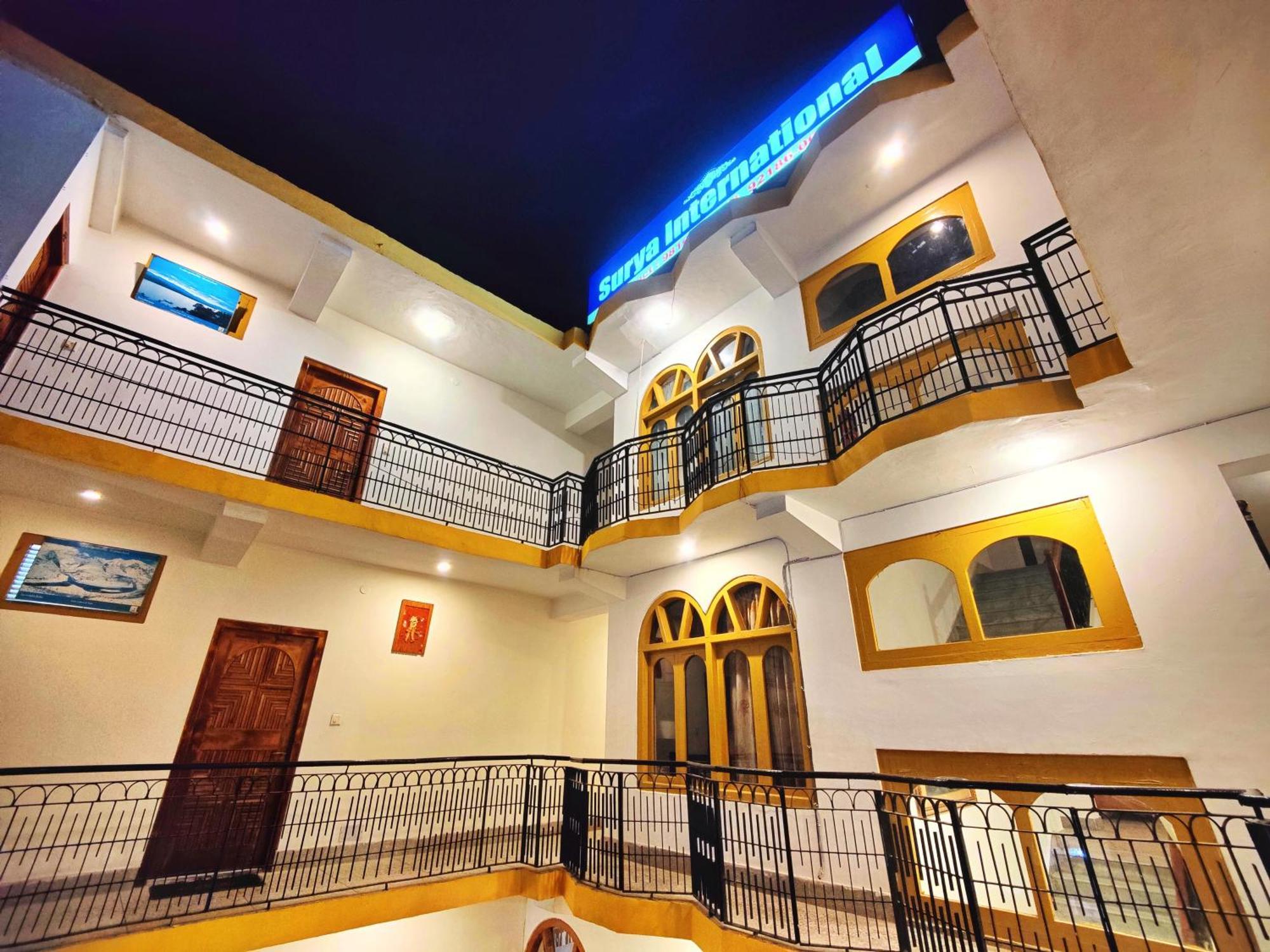 Surya International Hotel Manali Near Mall Road Zewnętrze zdjęcie