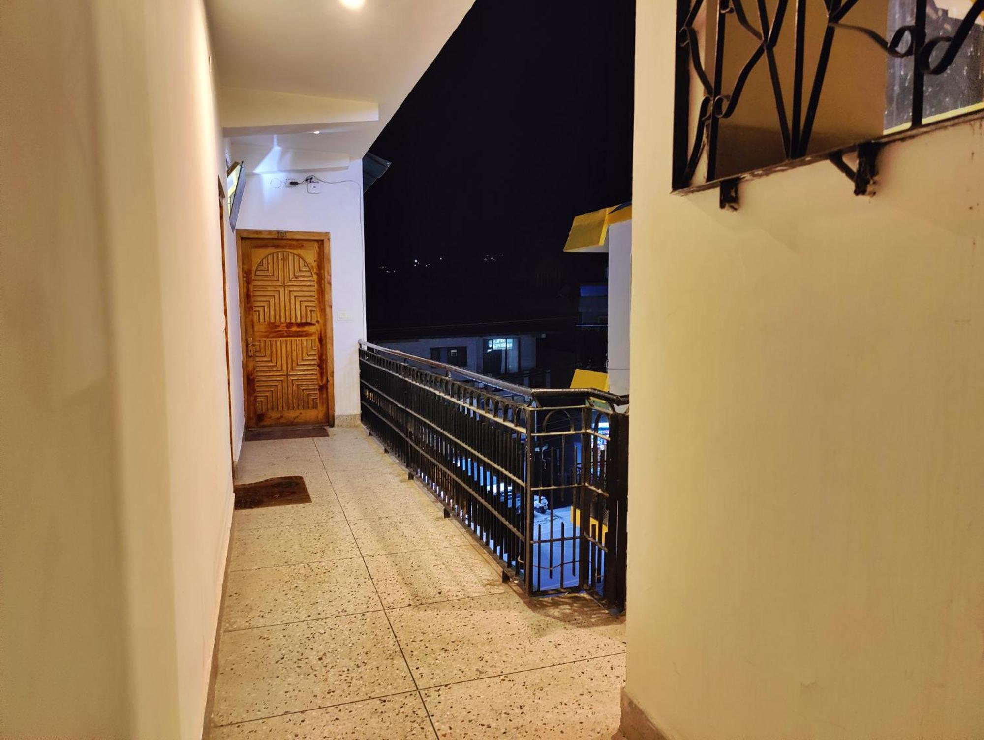 Surya International Hotel Manali Near Mall Road Zewnętrze zdjęcie